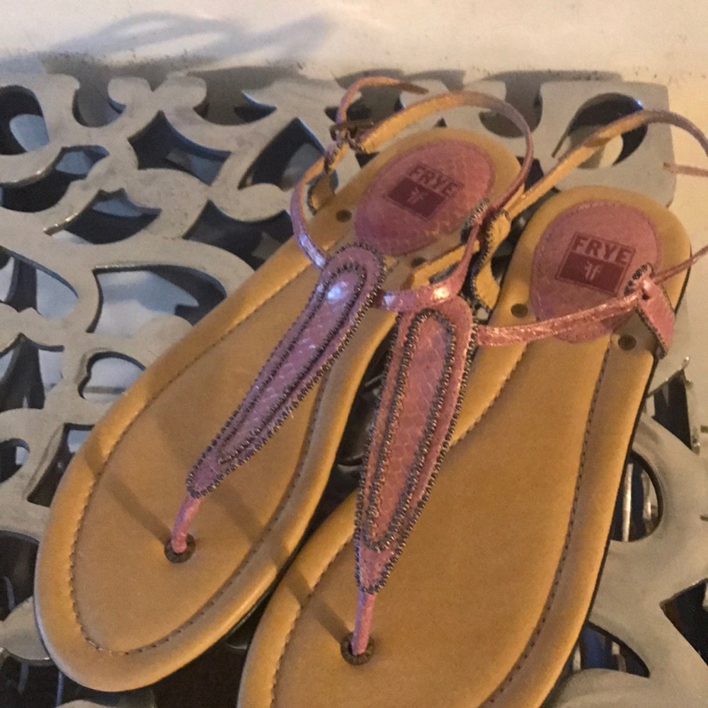 Frye sandles